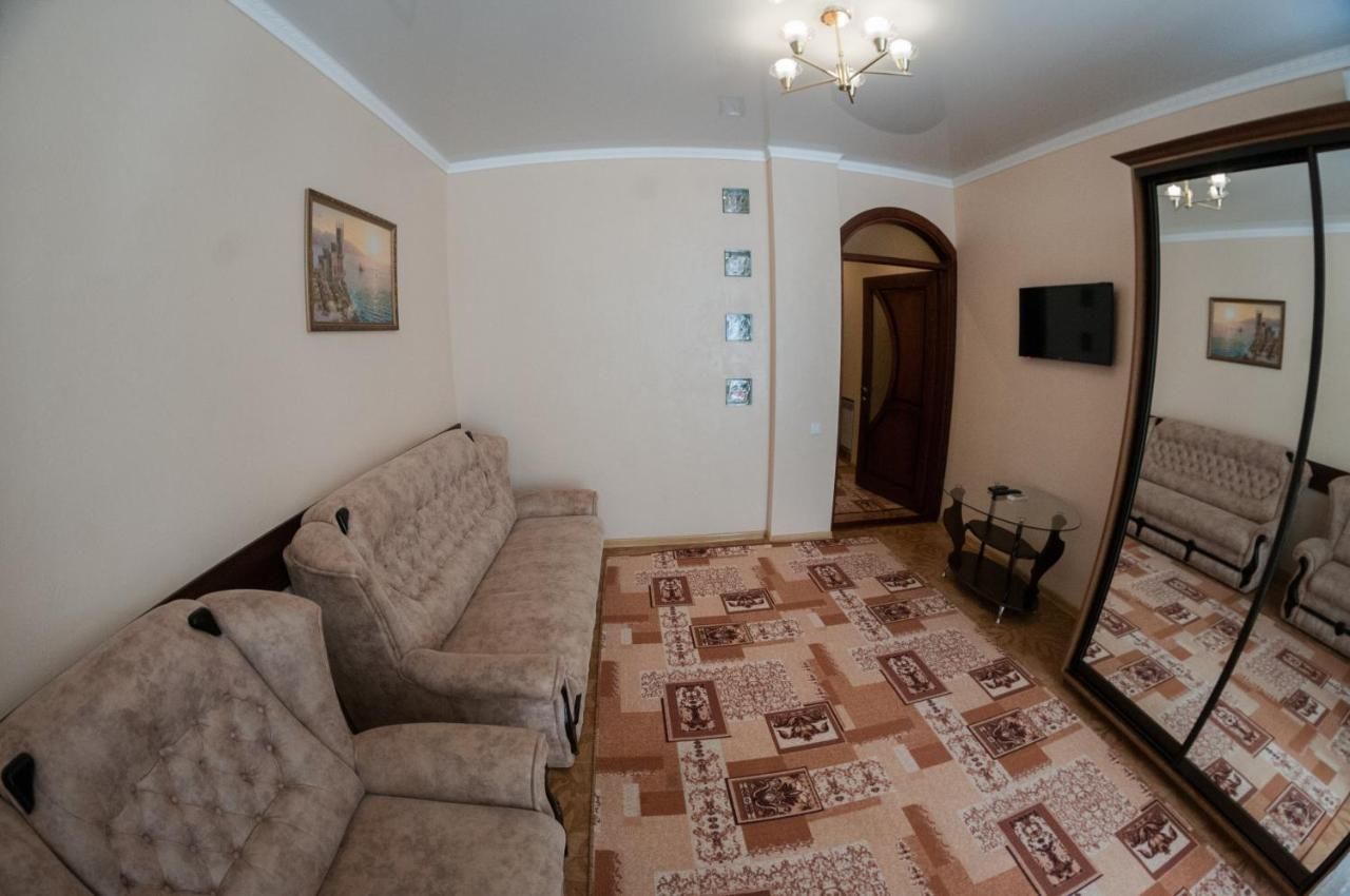 Апартаменты Rooms on Chernomorskaya Naberezhnaya Феодосия-25
