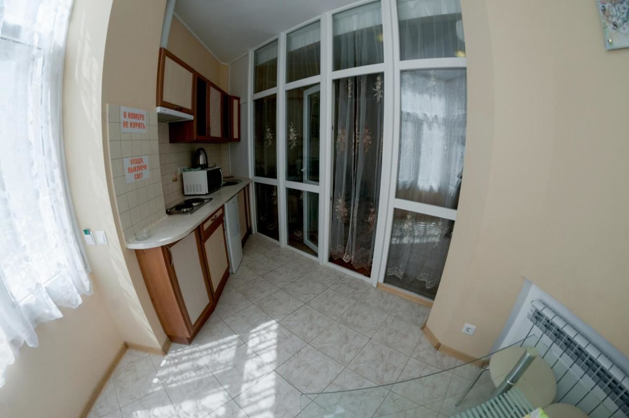 Апартаменты Rooms on Chernomorskaya Naberezhnaya Феодосия-29